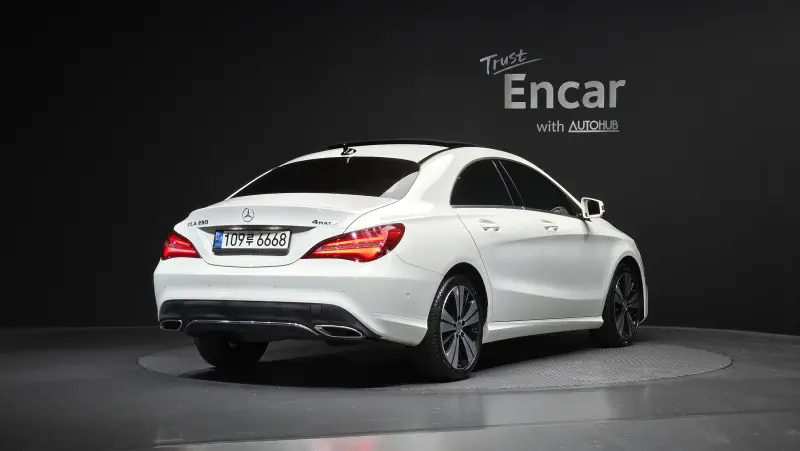 Mercedes-Benz CLA-Class