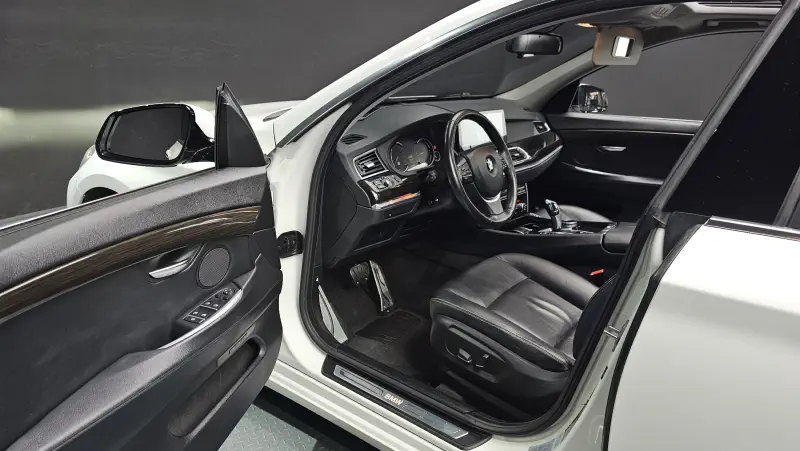 BMW 5-Series Gran Turismo