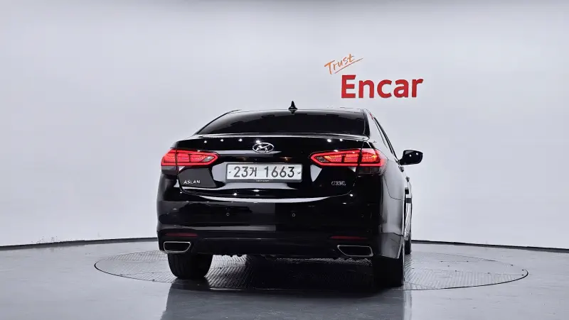 Hyundai Aslan
