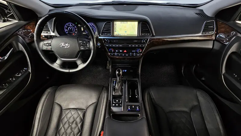 Hyundai Aslan