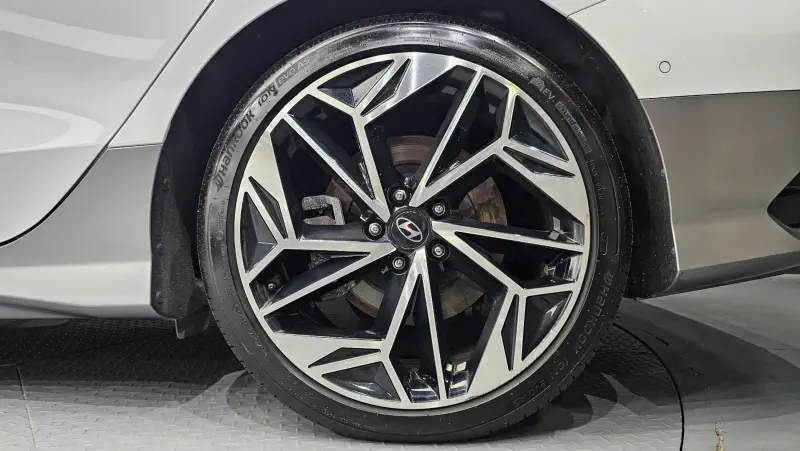 Hyundai Ioniq 6