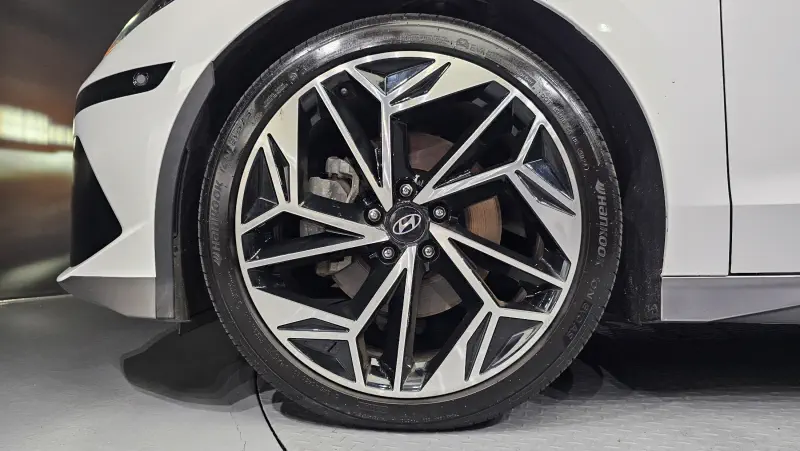 Hyundai Ioniq 6