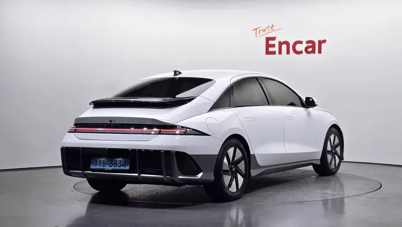 Hyundai Ioniq 6