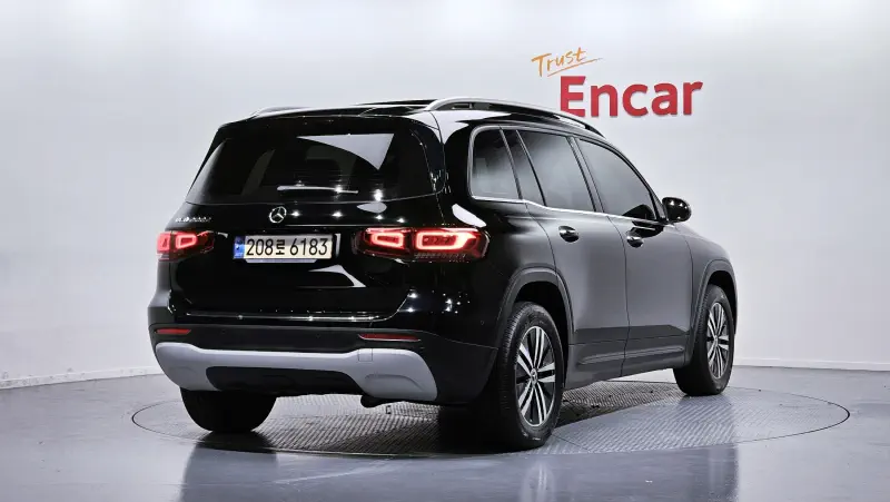 Mercedes-Benz GLB-Class