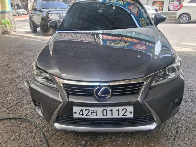 Lexus CT200h