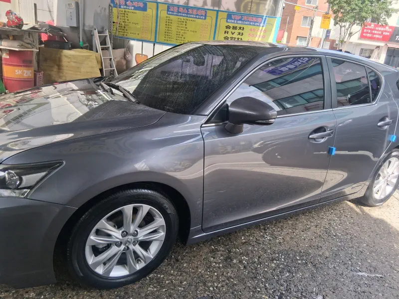 Lexus CT200h
