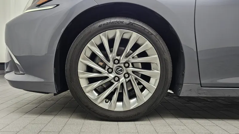 Lexus ES300h