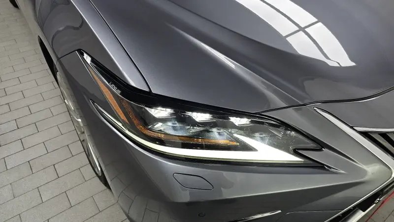Lexus ES300h
