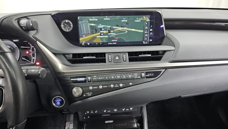 Lexus ES300h