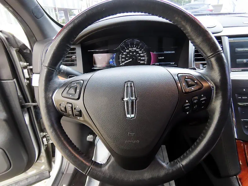 Lincoln MKS