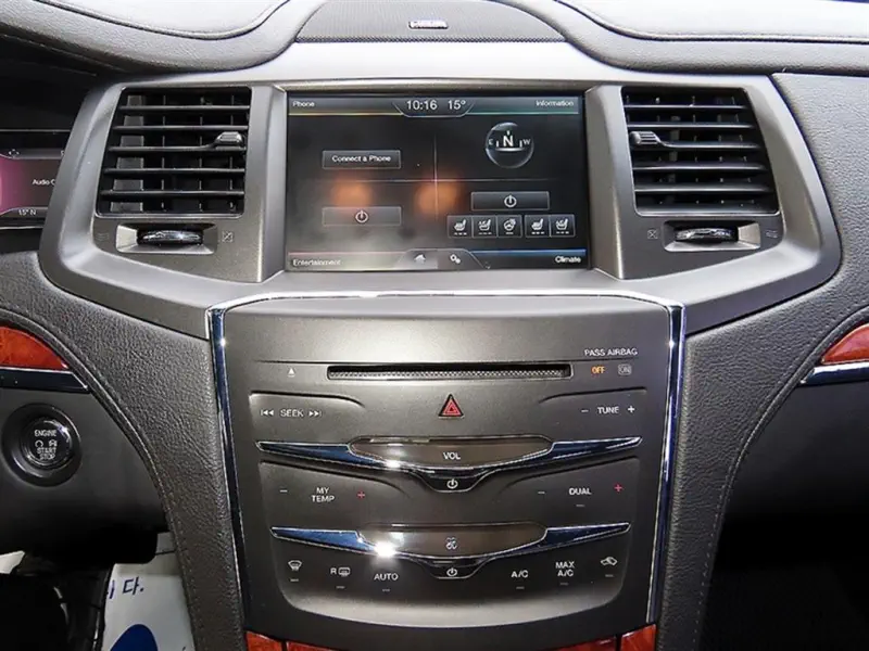 Lincoln MKS