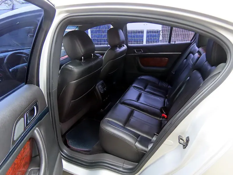 Lincoln MKS