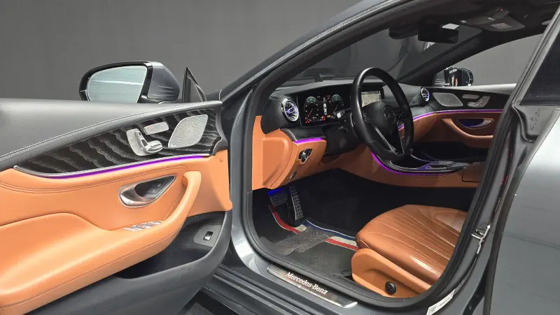 Mercedes-Benz CLS-Class