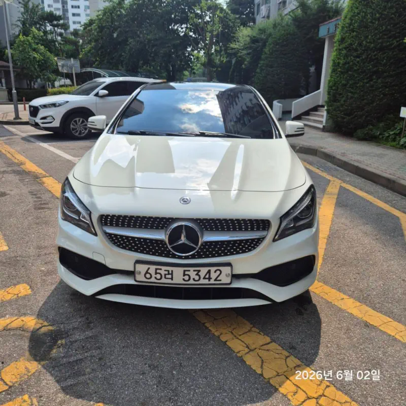 Mercedes-Benz CLA-Class