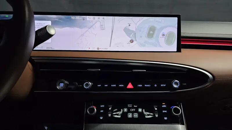 Genesis GV70