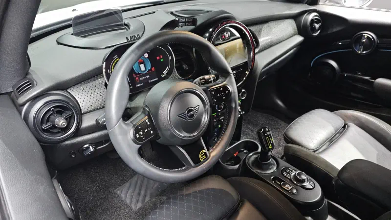 MINI Hatch