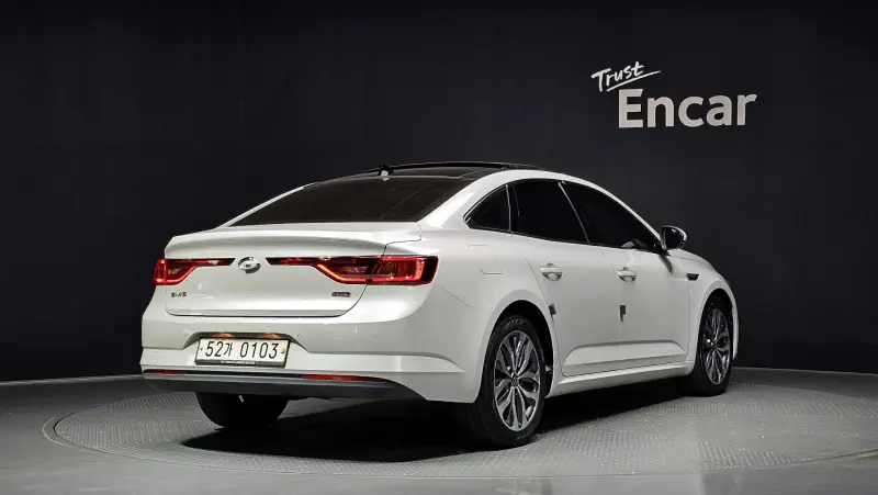 Renault Samsung SM6
