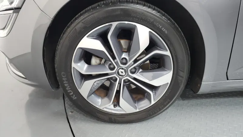 Renault Samsung SM6