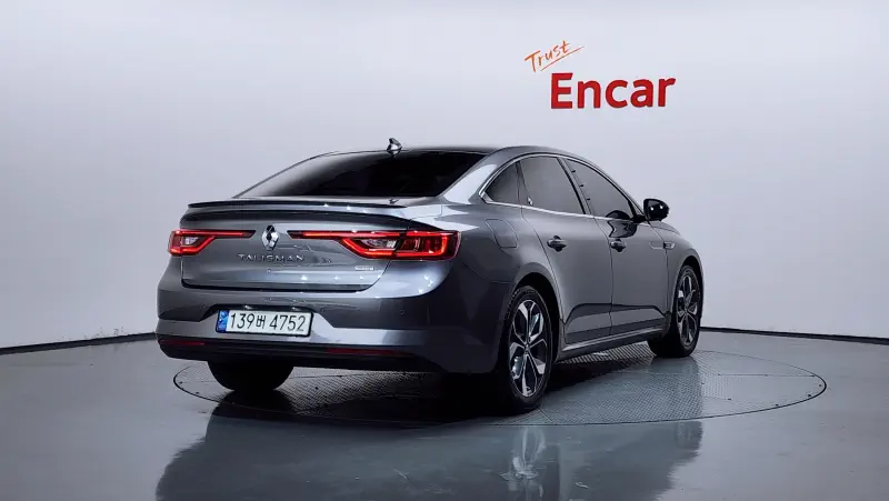 Renault Samsung SM6