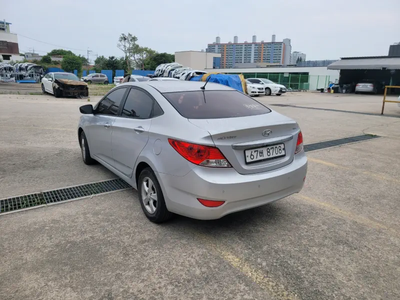 Hyundai Accent