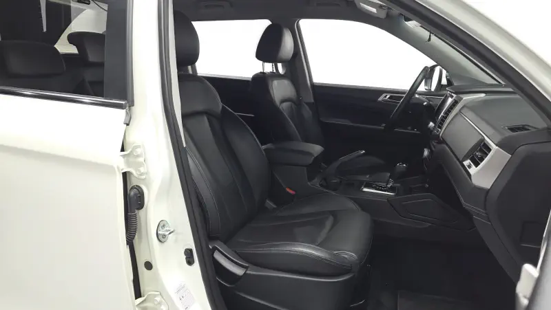 SsangYong Rexton Sports