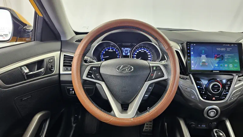 Hyundai Veloster