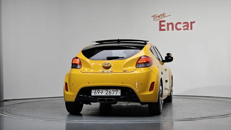 Hyundai Veloster
