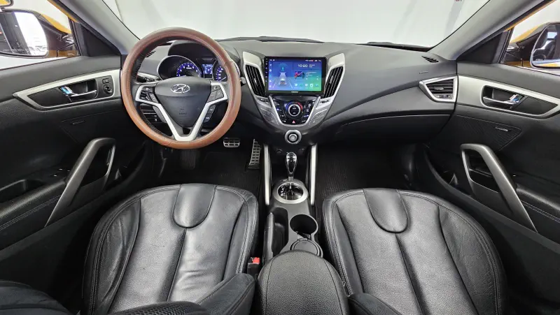 Hyundai Veloster