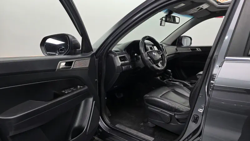 SsangYong Rexton Sports