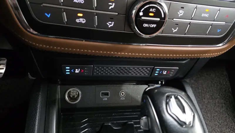 SsangYong Rexton Sports Khan