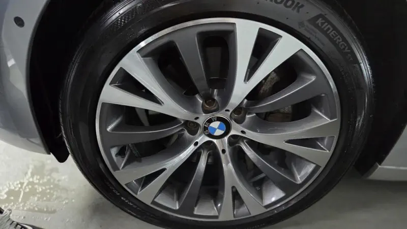 BMW 5-Series Gran Turismo