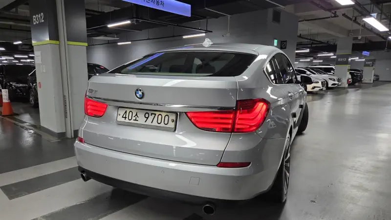 BMW 5-Series Gran Turismo