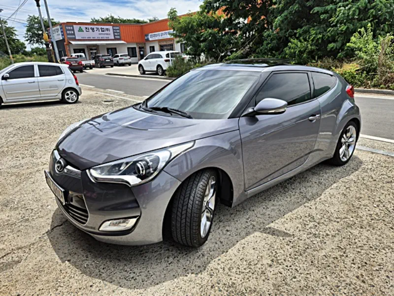 Hyundai Veloster