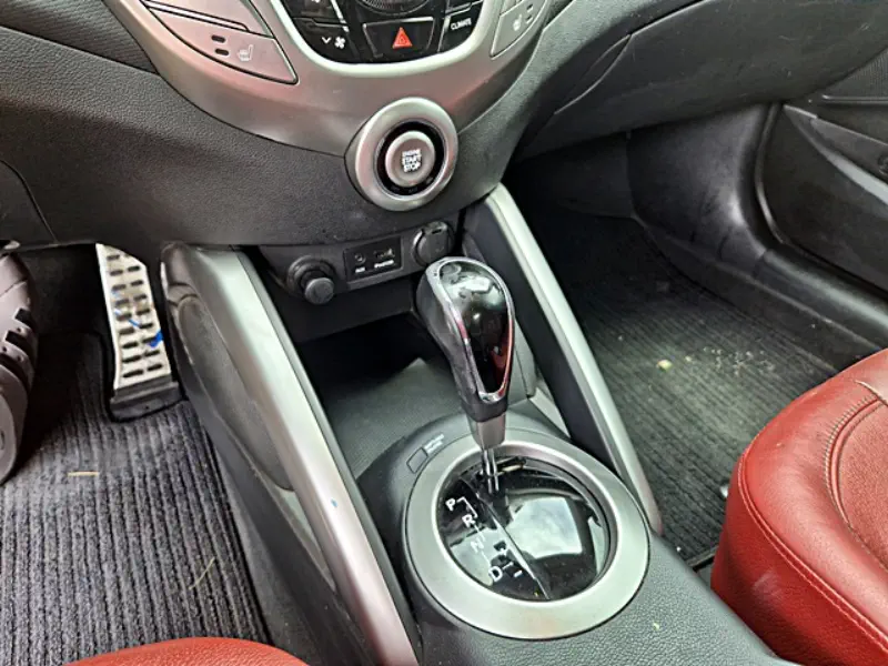 Hyundai Veloster