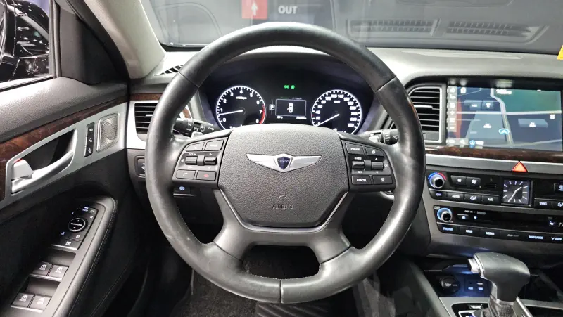 Hyundai Genesis