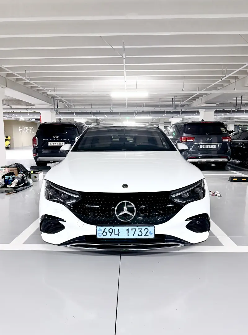 Mercedes-Benz EQE