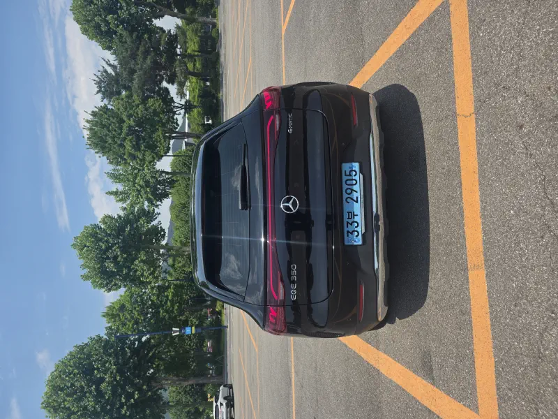 Mercedes-Benz EQE