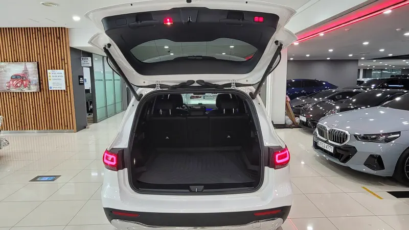 Mercedes-Benz GLB-Class