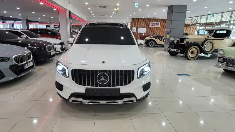 Mercedes-Benz GLB-Class