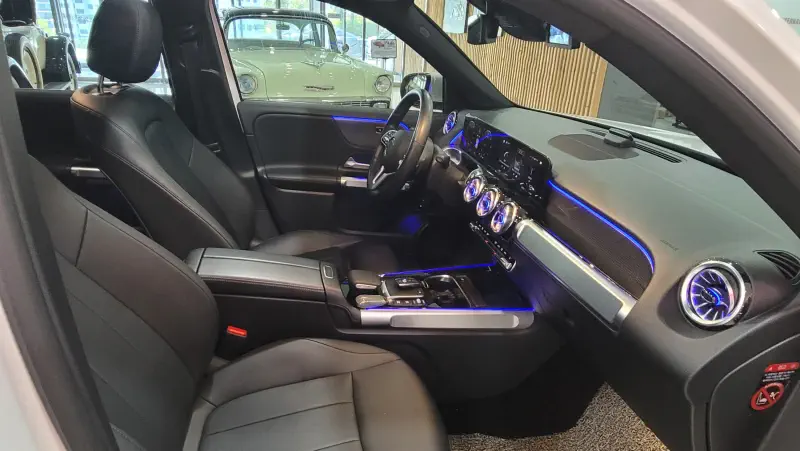 Mercedes-Benz GLB-Class