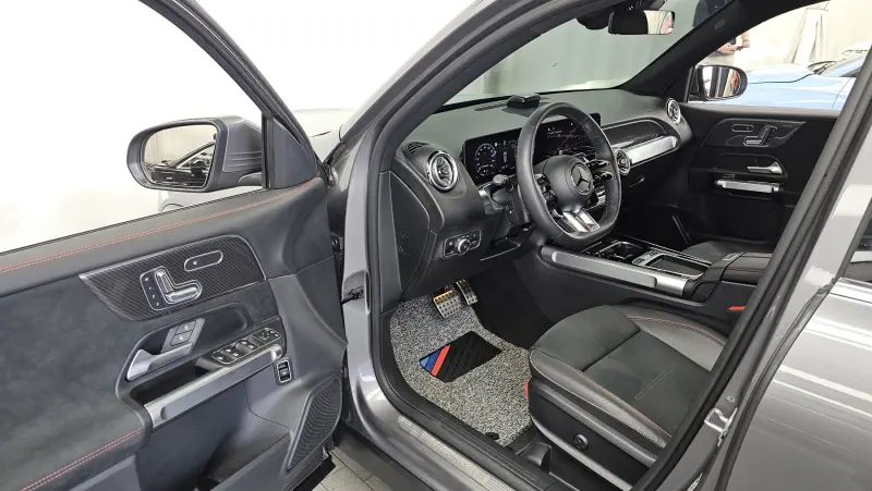Mercedes-Benz GLB-Class