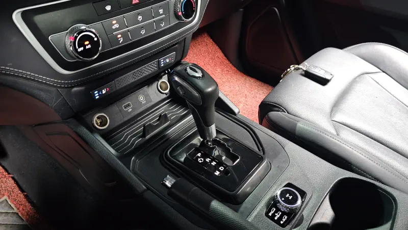 SsangYong Rexton Sports Khan