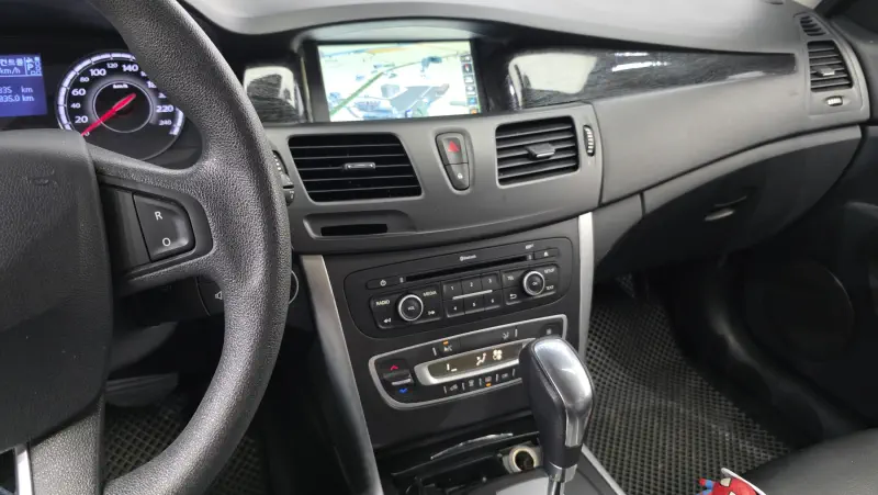Renault Samsung SM5