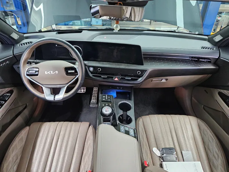 Kia K8