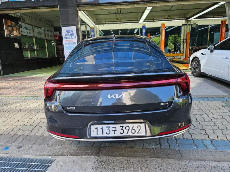 Kia K8
