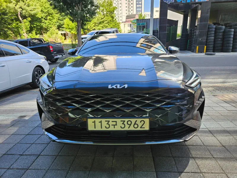Kia K8