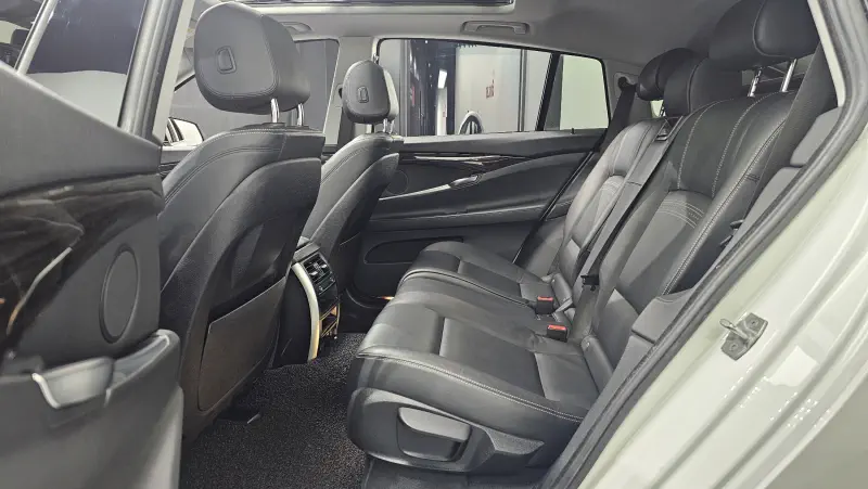 BMW 5-Series Gran Turismo