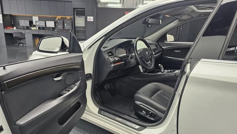 BMW 5-Series Gran Turismo