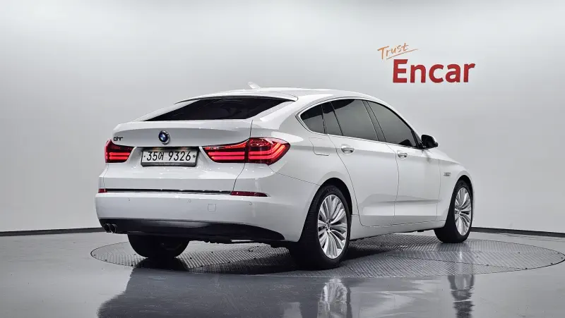 BMW 5-Series Gran Turismo