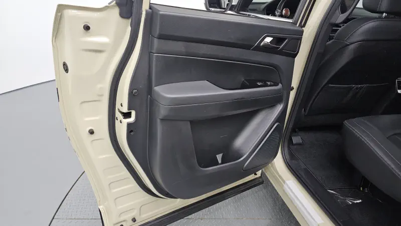 SsangYong Rexton Sports Khan